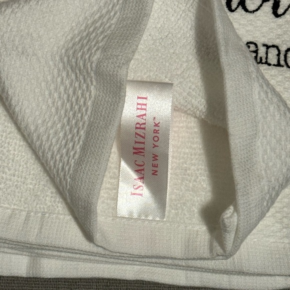 NWT Kitchen Towels - Set of 2 Isaac Mizrahki - Picture 5 of 7